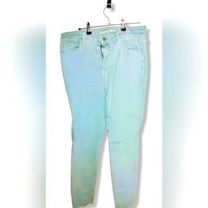 Universal Thread Light Blue Denim High Rise Skinny Jeans